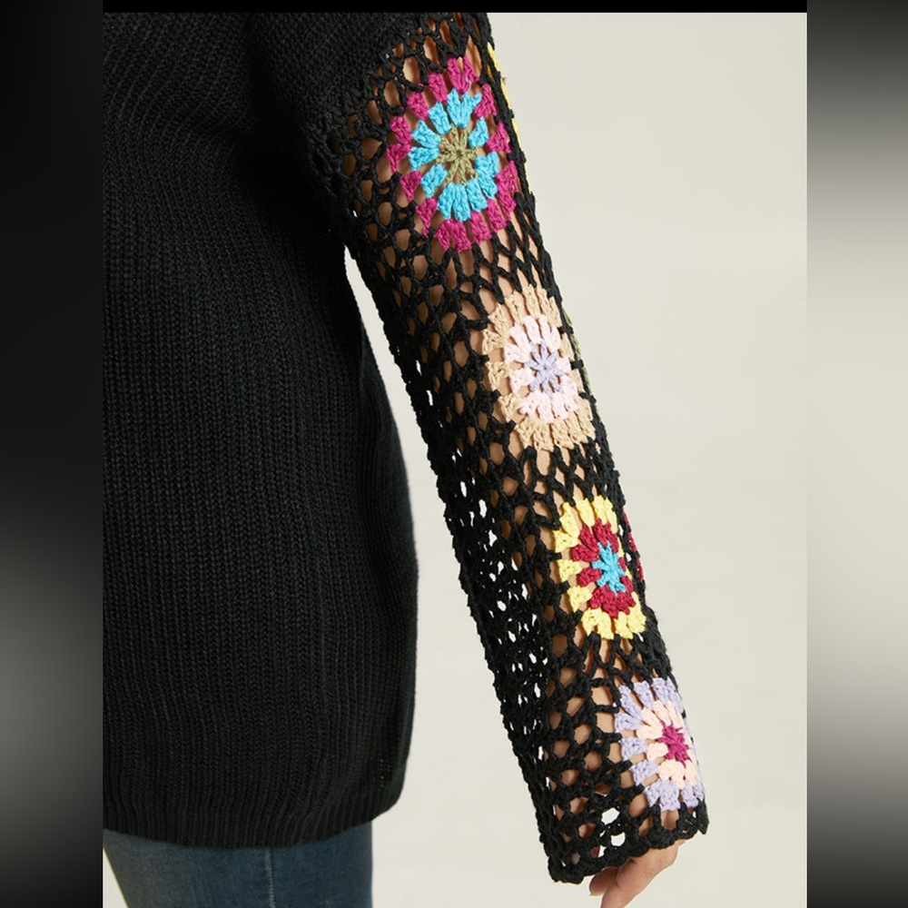 NWT-Gorgeous Gorgeous Lightweight Boho Style Sweater. Crochet Sleeves! - Picture 15 of 16